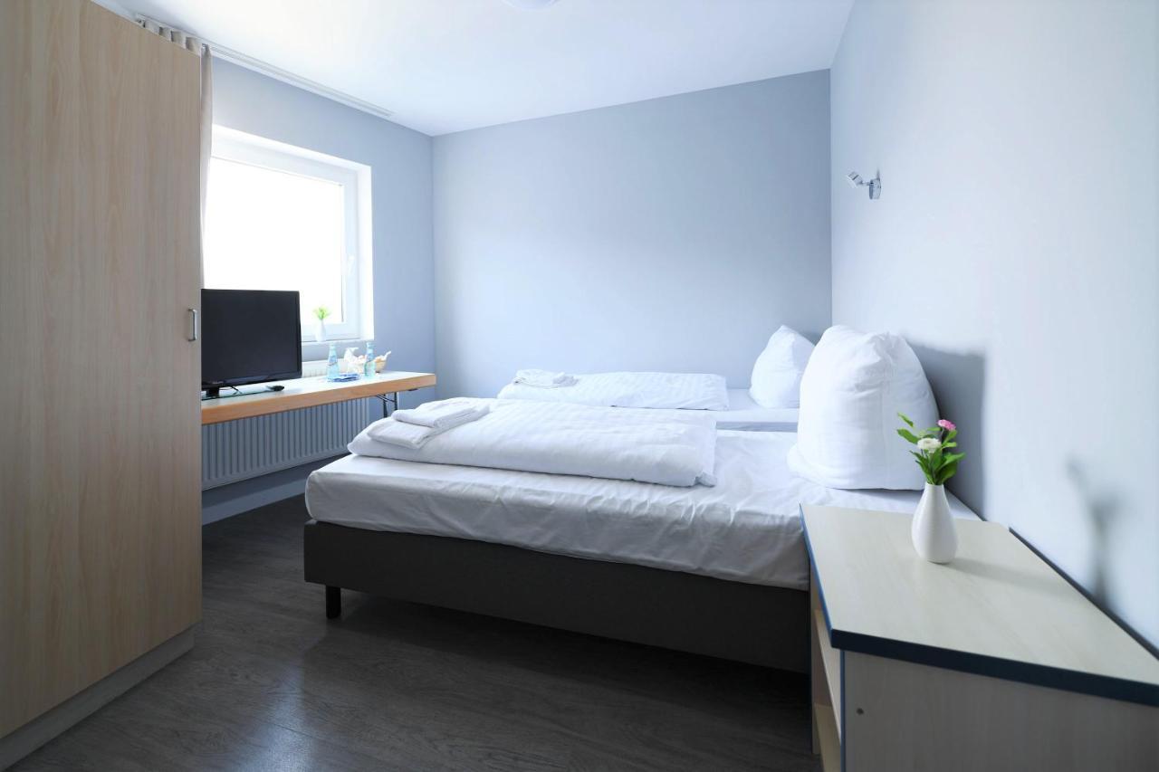 Hotel Best One Rossdorf  Bagian luar foto
